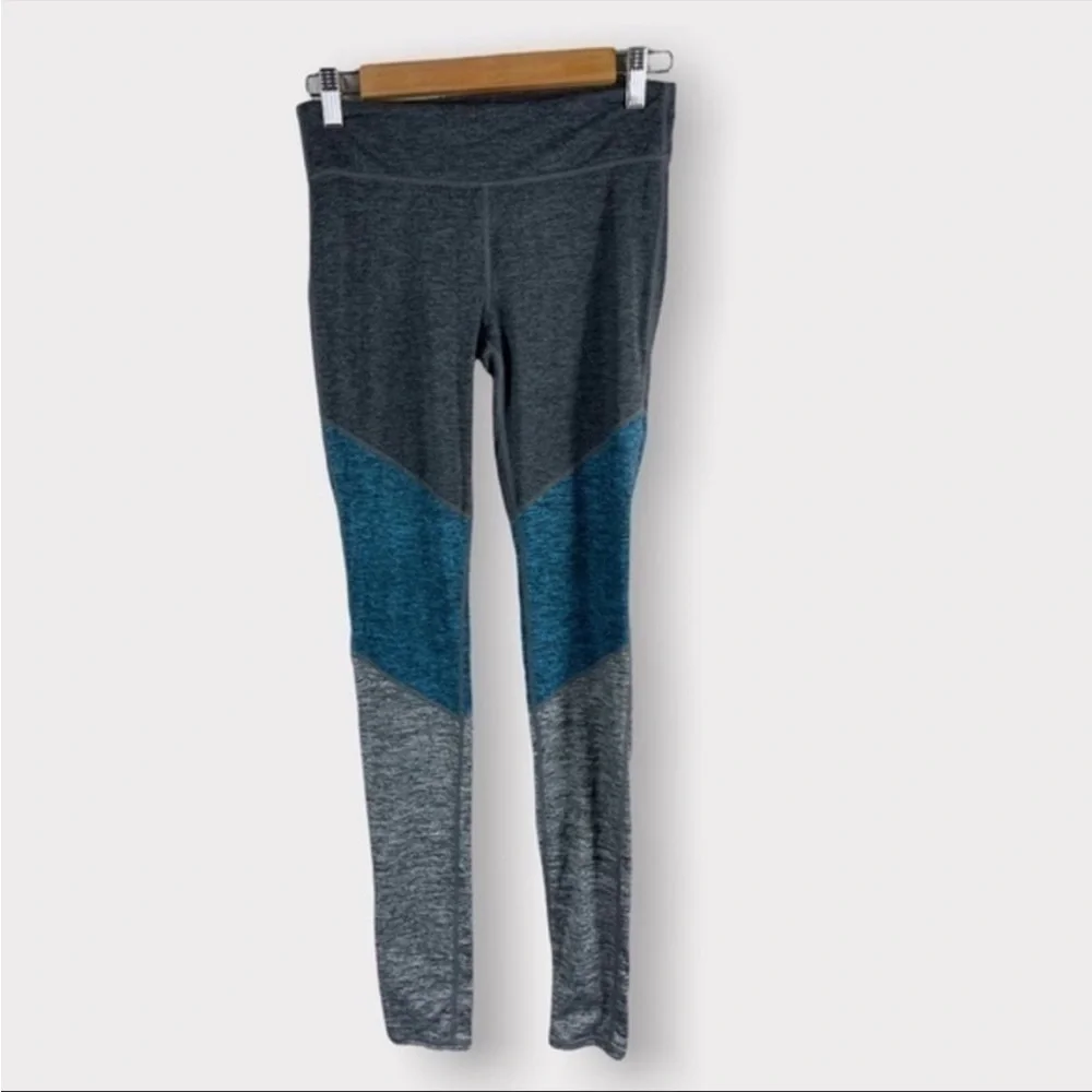 FREE‎ PEOPLE Movement 'Intuition' Leggings Blue Gray Color Blocked